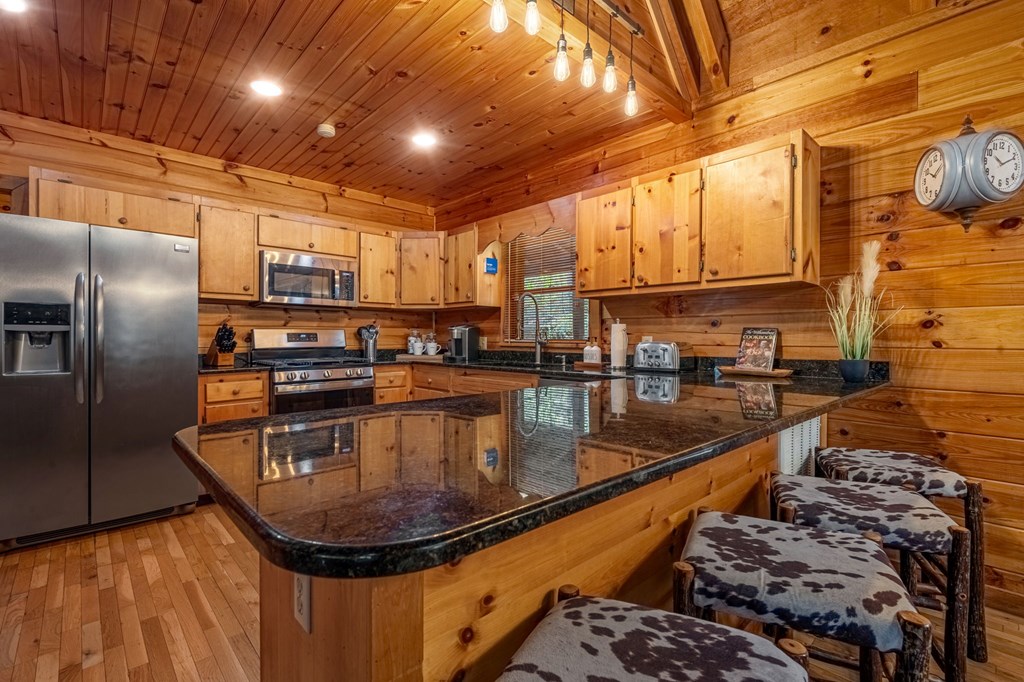 415122 Blue Ridge Residential