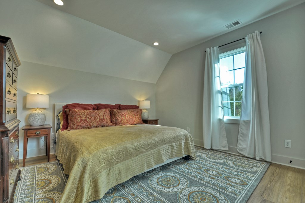 415123 Blue Ridge Residential