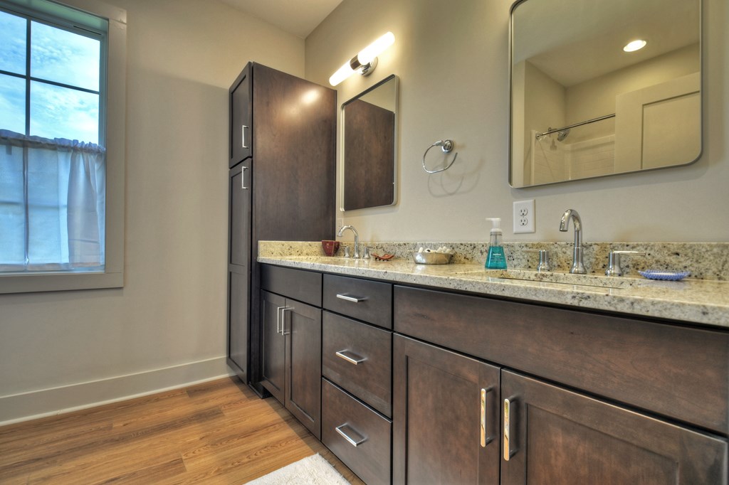 415123 Blue Ridge Residential