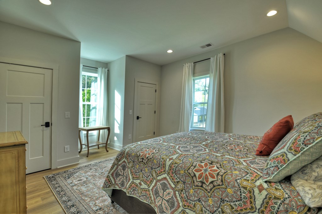 415123 Blue Ridge Residential