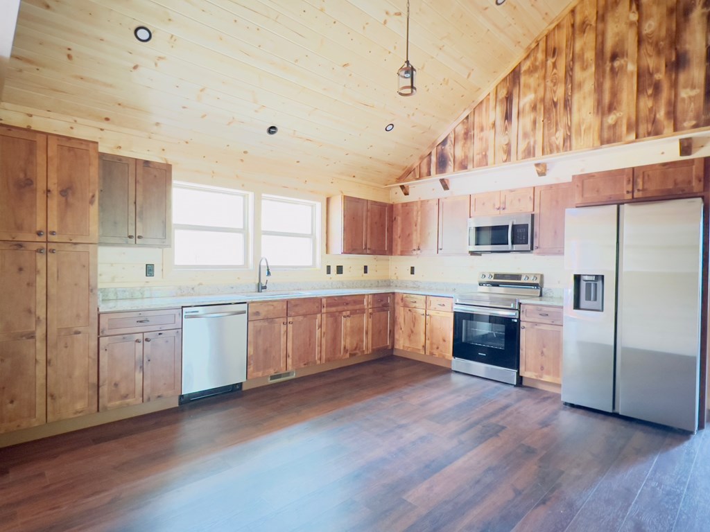 415124 Murphy Residential