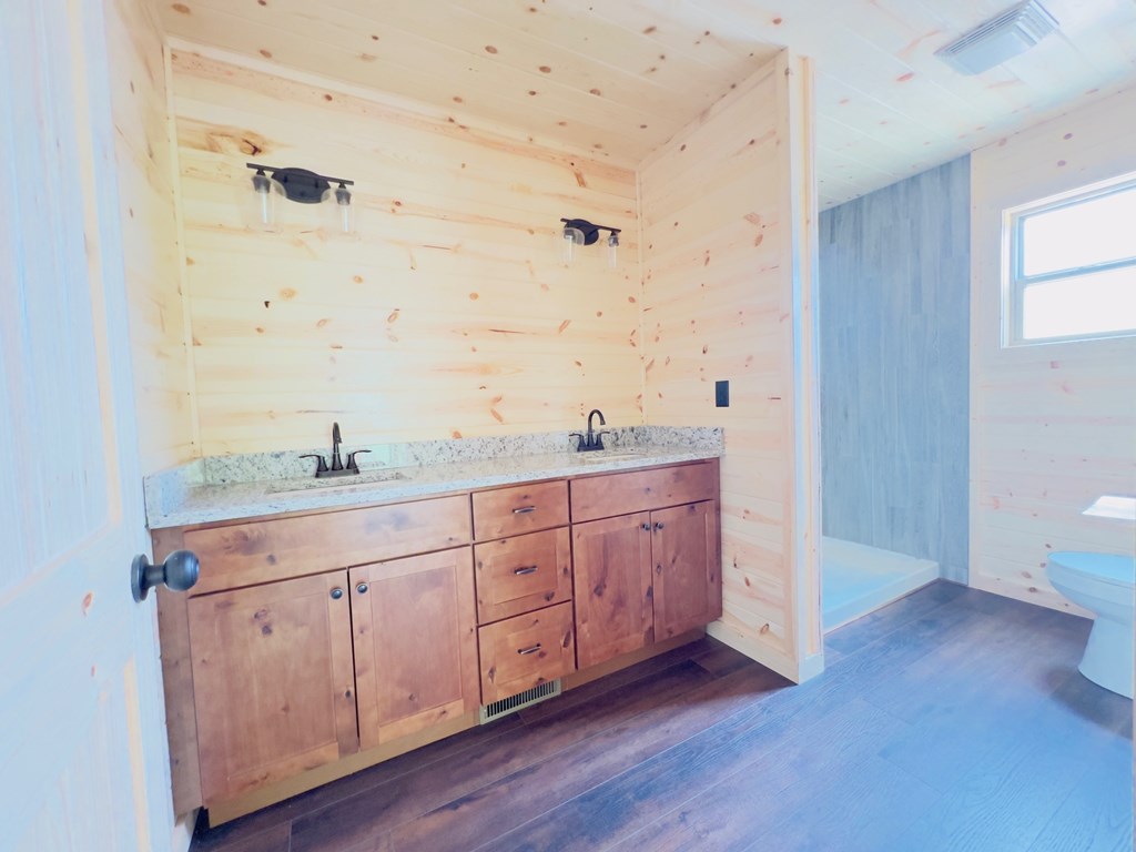 415124 Murphy Residential