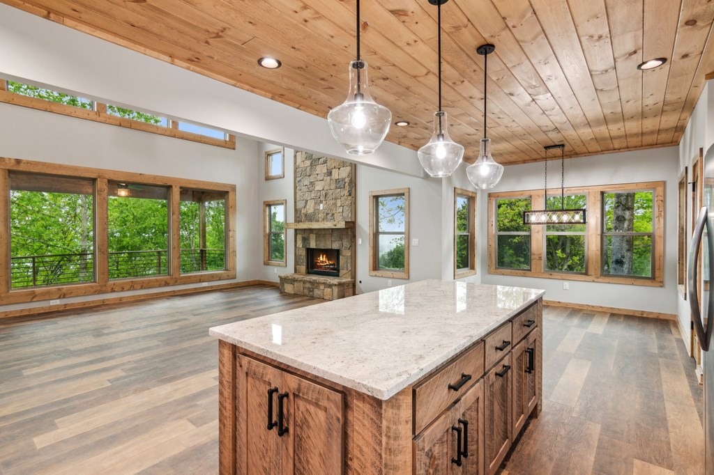 415128 Ellijay Residential