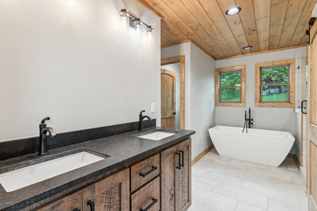 415128 Ellijay Residential