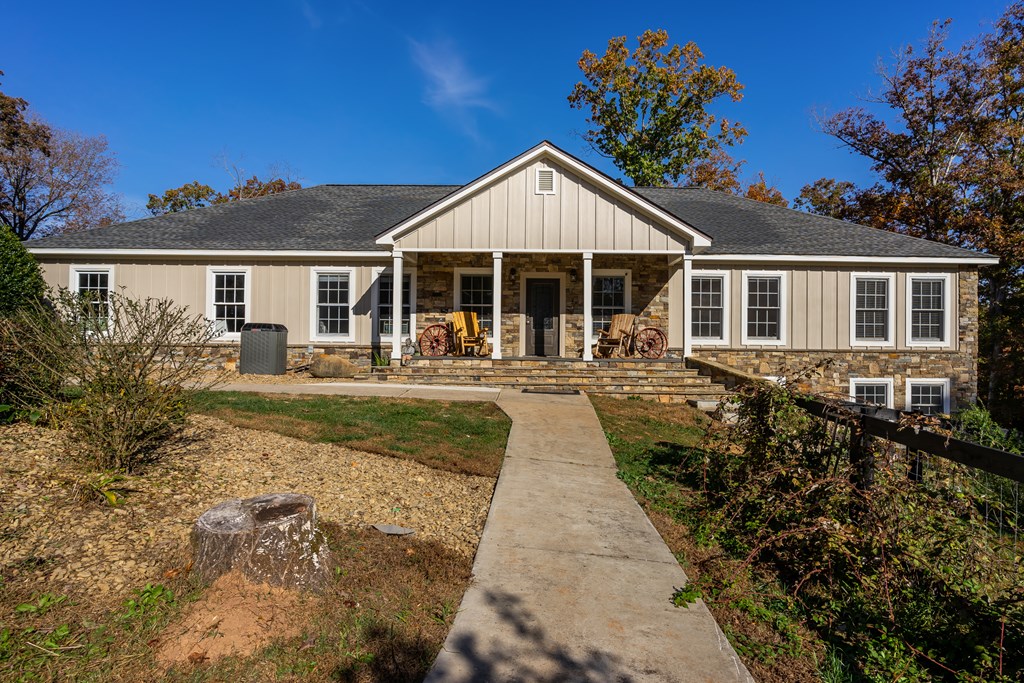 415131 Young Harris Residential