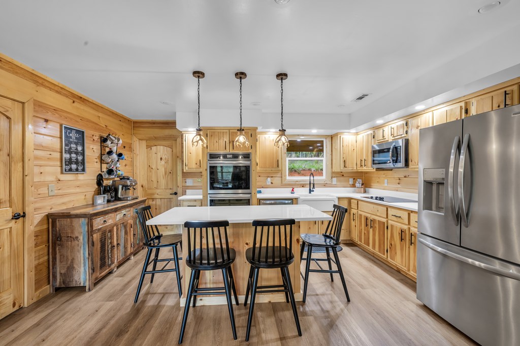 415137 Hayesville Residential