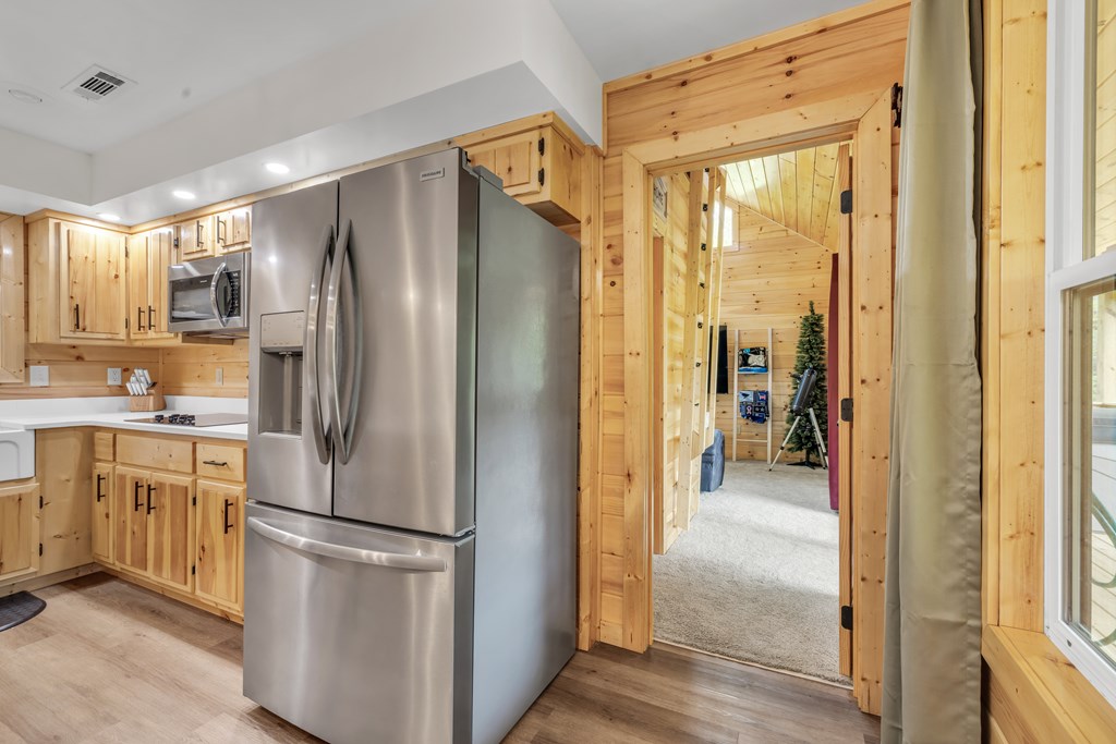 415137 Hayesville Residential