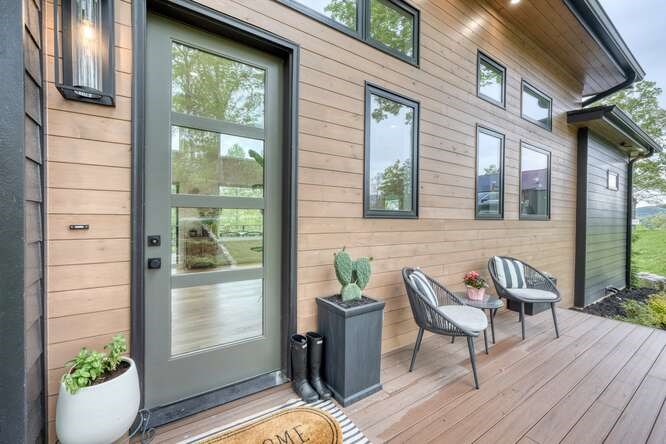 415138 Young Harris Residential