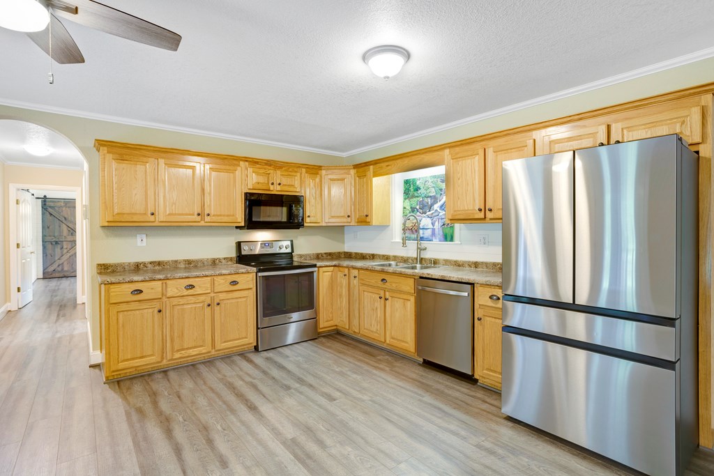 415143 Young Harris Residential
