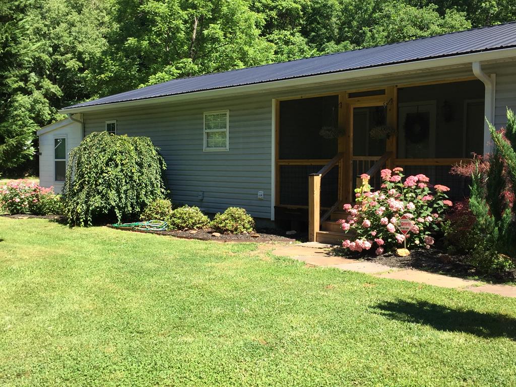 415143 Young Harris Residential