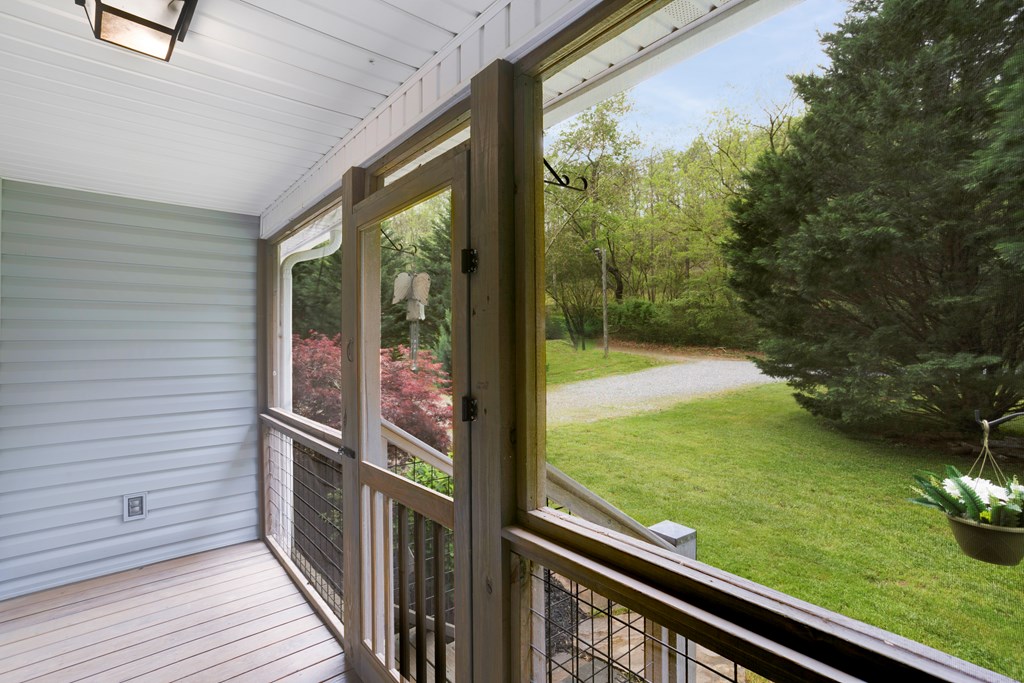 415143 Young Harris Residential
