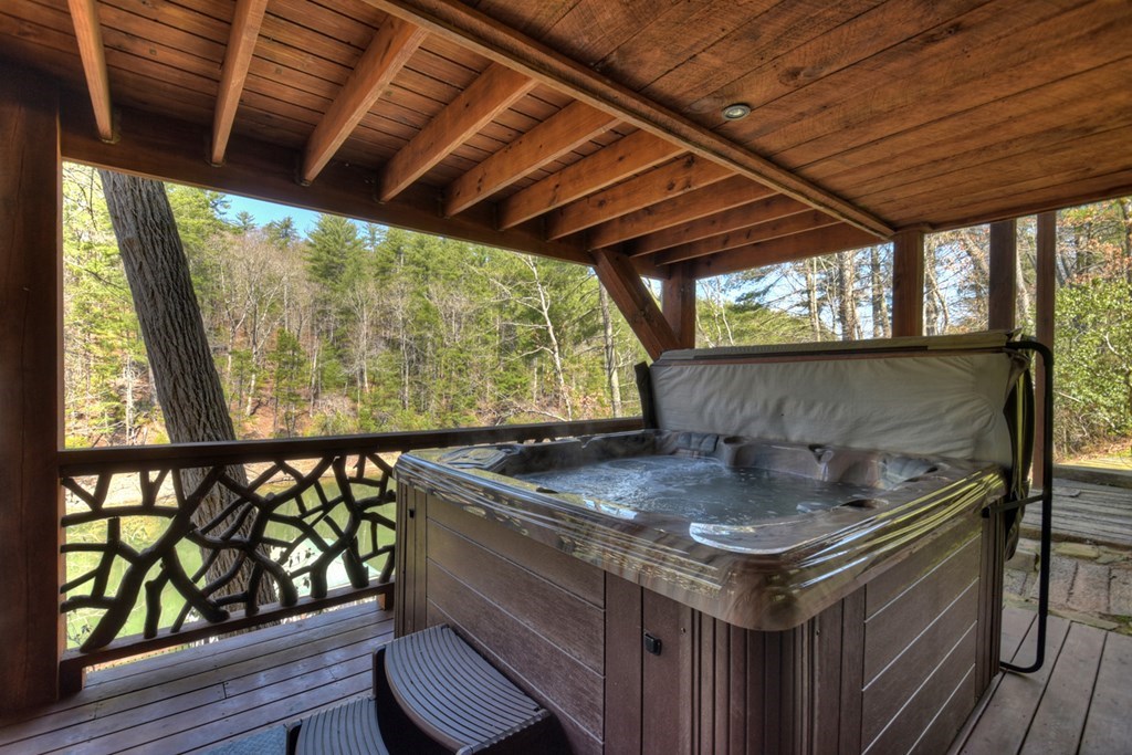 415146 Morganton Residential