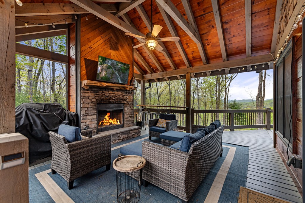 415148 Cherry Log Residential