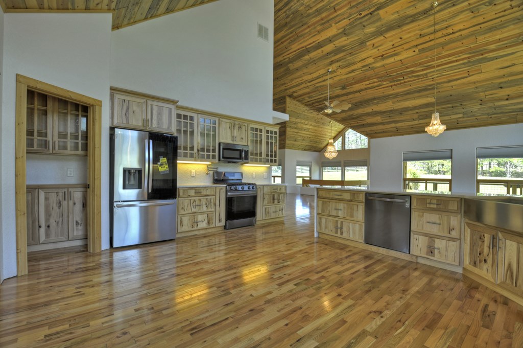 415149 Morganton Residential