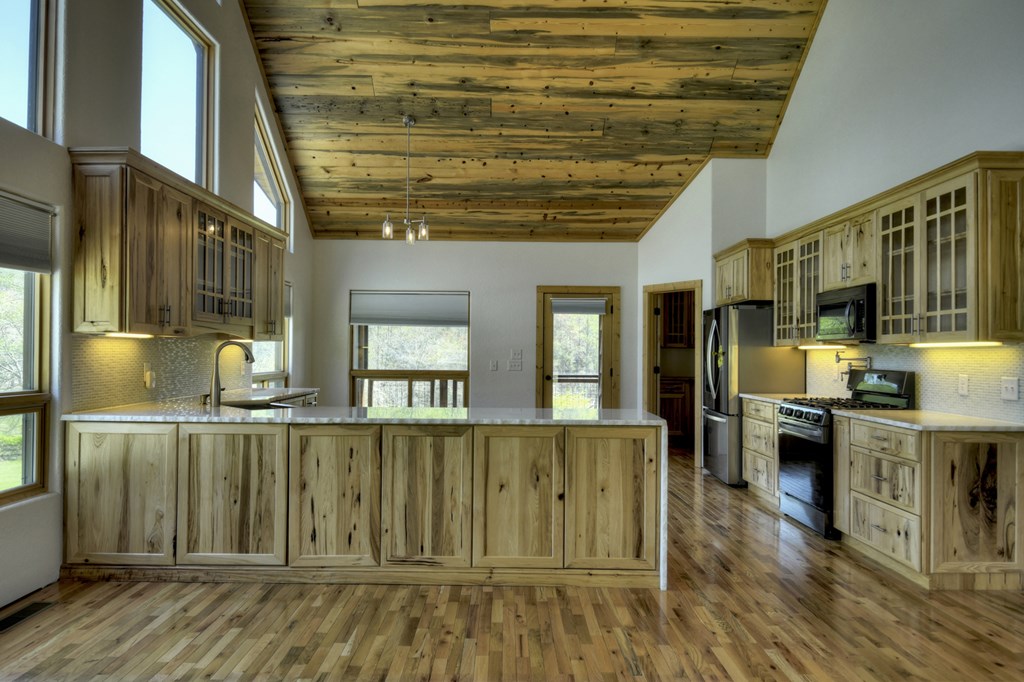415149 Morganton Residential