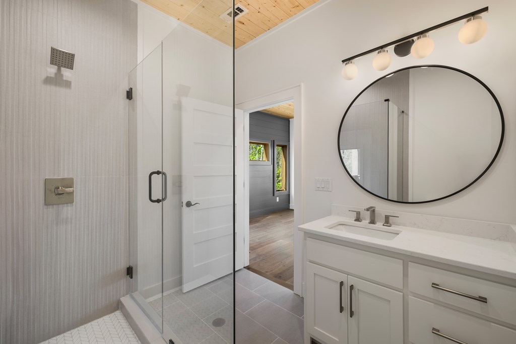 415150 Mineral Bluff Residential
