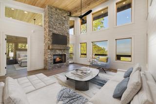 415150 Mineral Bluff Residential