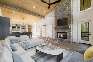 415150 Mineral Bluff Residential