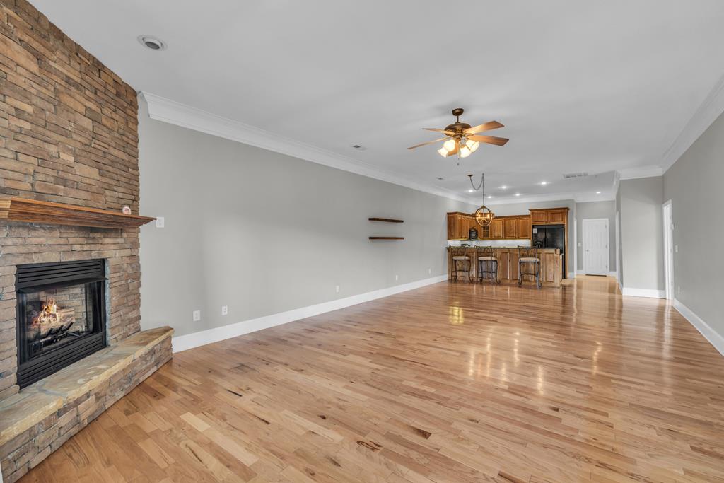 415151 Young Harris Residential
