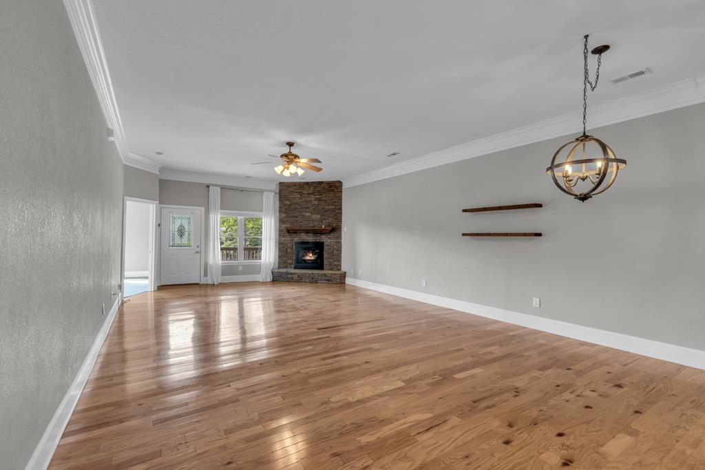 415151 Young Harris Residential