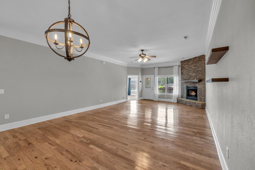 415151 Young Harris Residential