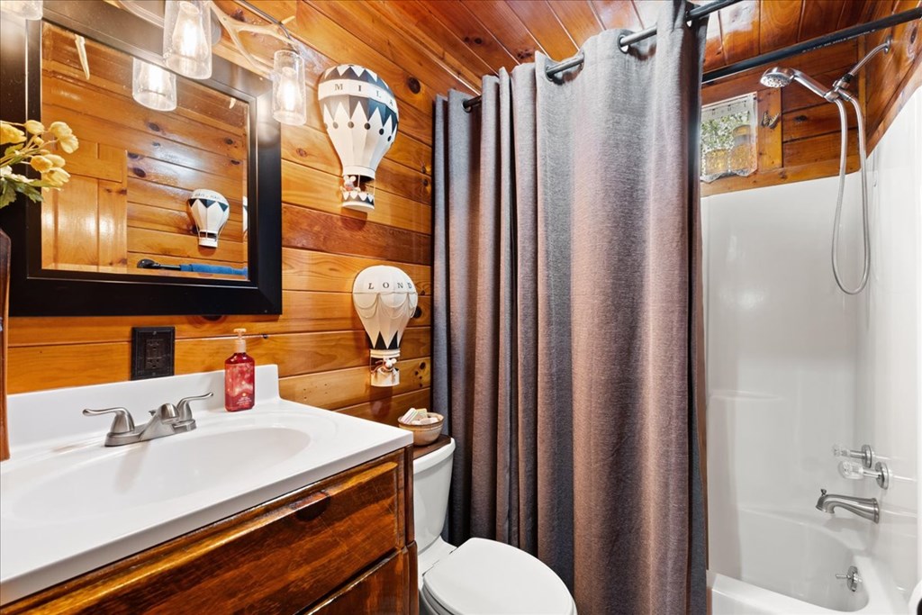 415164 Blue Ridge Residential