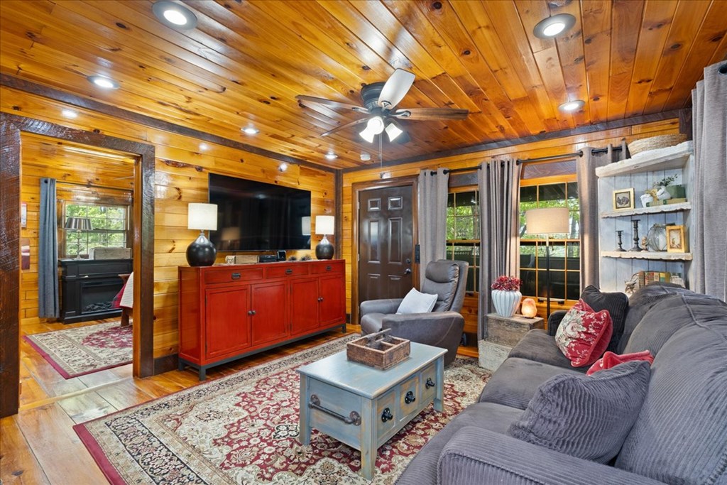415164 Blue Ridge Residential