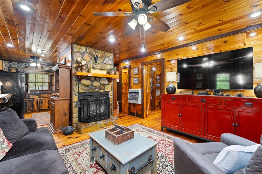 415164 Blue Ridge Residential