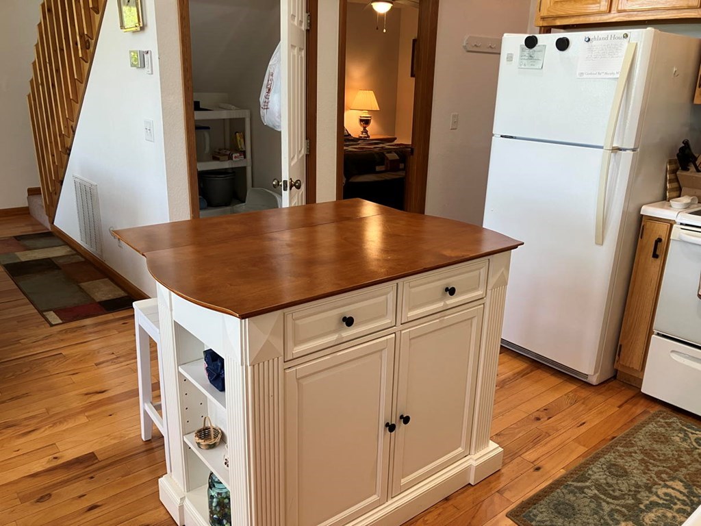 415167 Murphy Residential