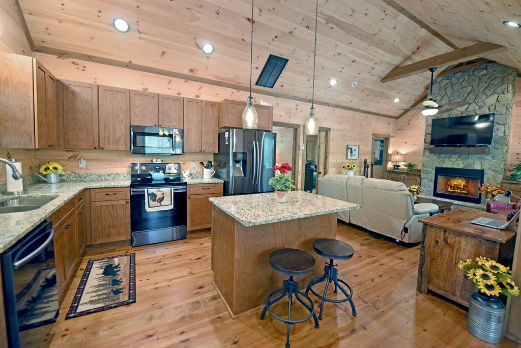 415170 Morganton Residential