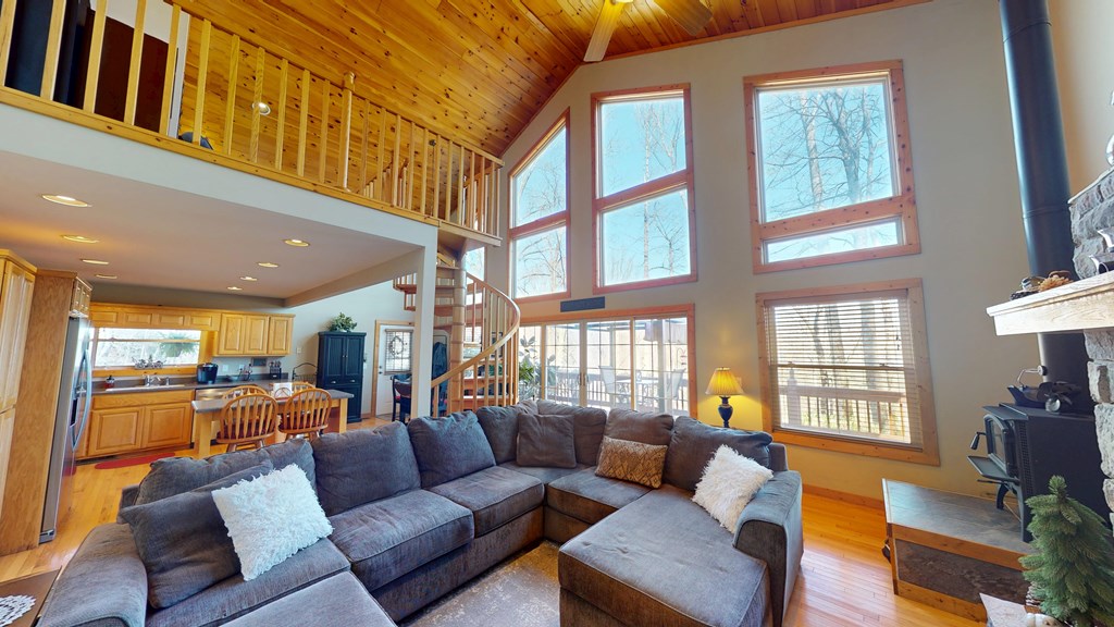 415175 Topton Residential
