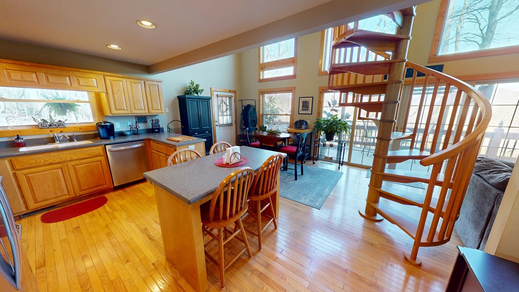 415175 Topton Residential