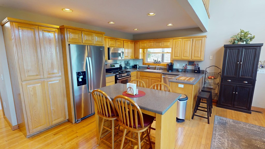 415175 Topton Residential