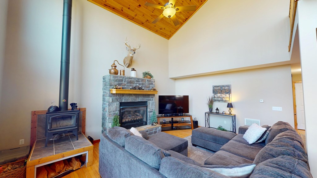 415175 Topton Residential
