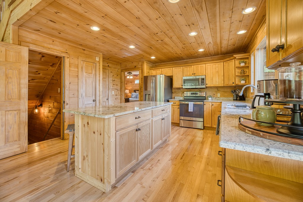 415178 Blue Ridge Residential