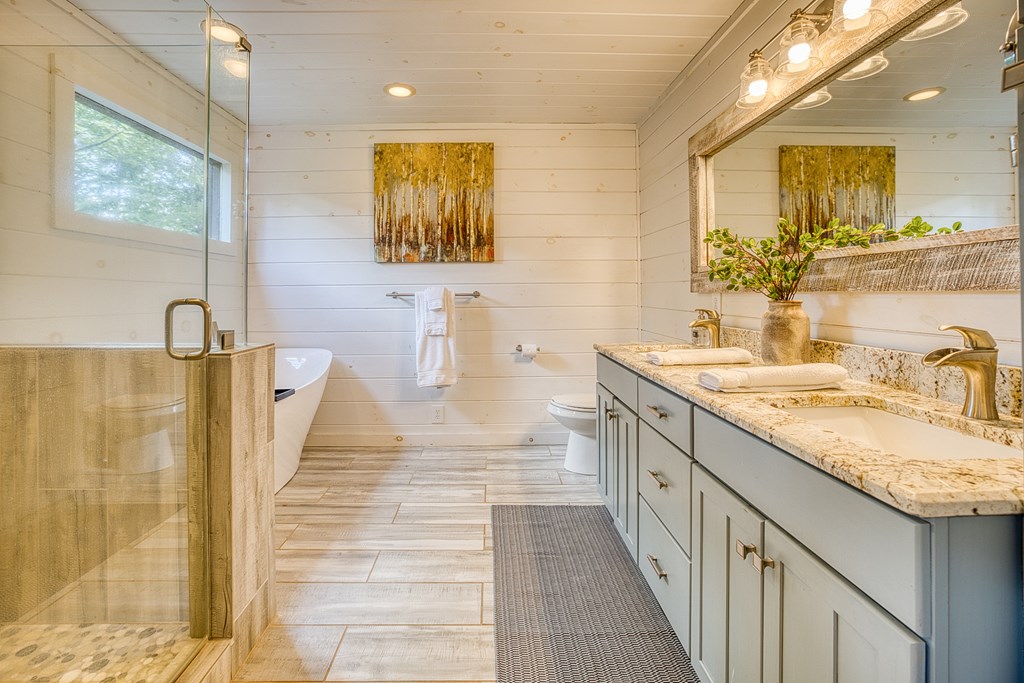 415178 Blue Ridge Residential