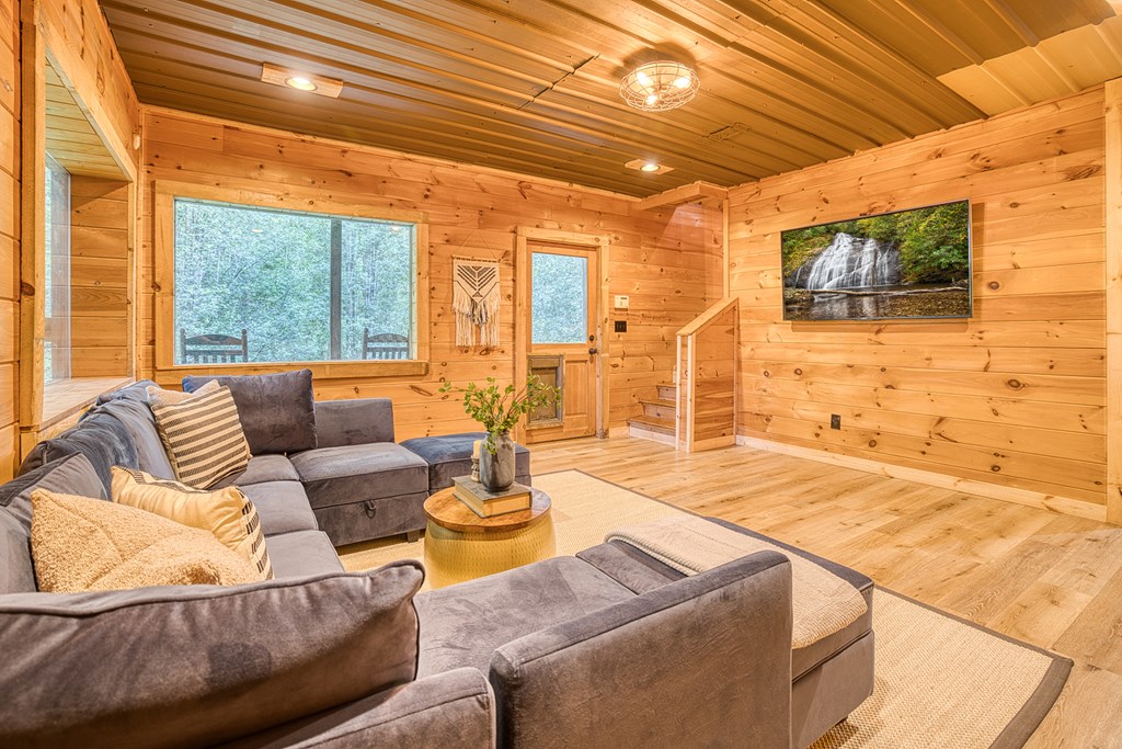415178 Blue Ridge Residential