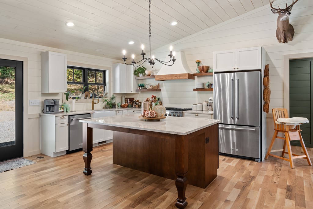 415186 Murphy Residential