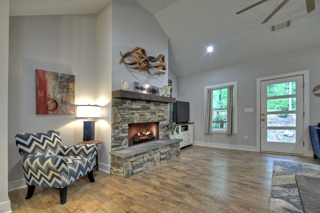 415187 Ellijay Residential