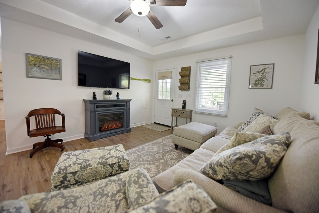 415195 Blue Ridge Residential
