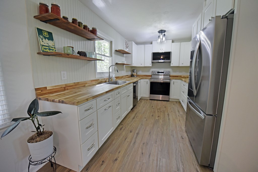 415195 Blue Ridge Residential