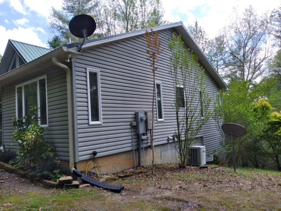 415199 Blue Ridge Residential