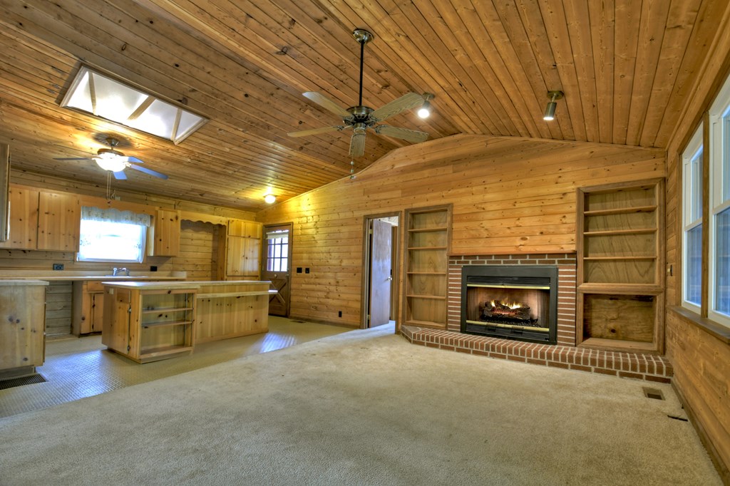 415201 Mineral Bluff Residential