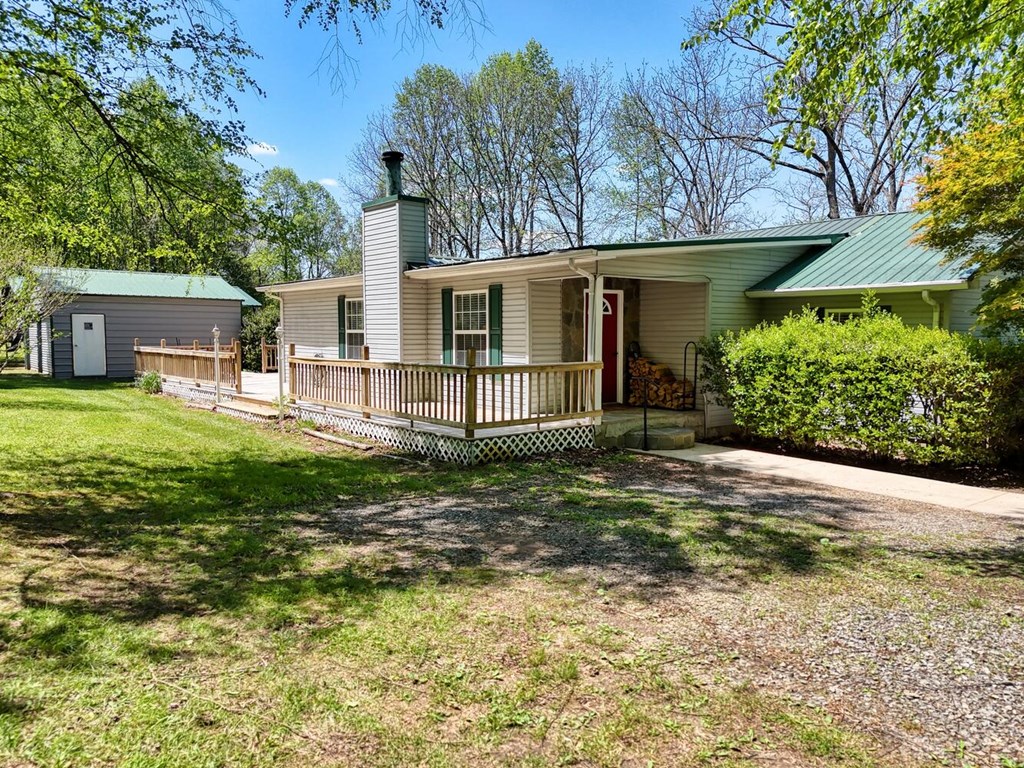 415202 Young Harris Residential