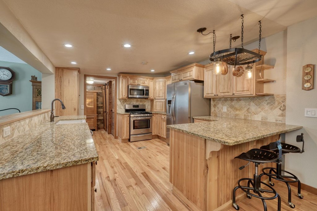 415202 Young Harris Residential