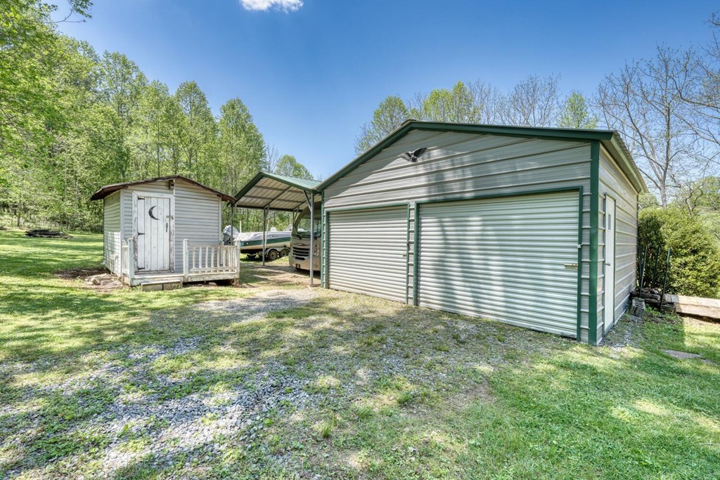 415202 Young Harris Residential