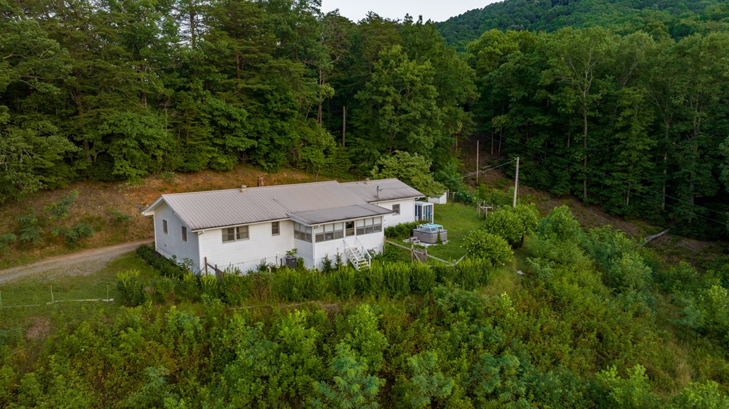 415203 Blue Ridge Residential