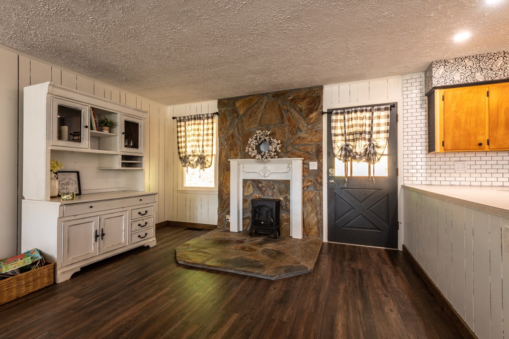 415203 Blue Ridge Residential
