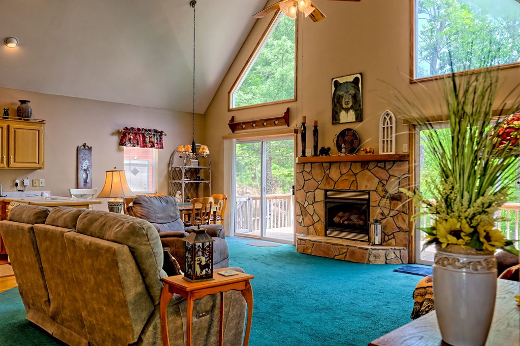 415204 Young Harris Residential