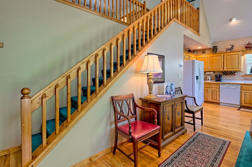 415204 Young Harris Residential